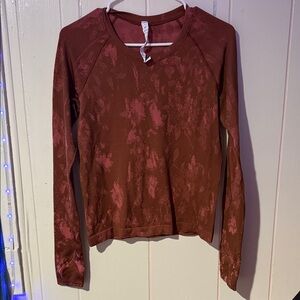 Lululemon Swiftly Tech in Shadow Bloom Roasted Brown/Brier Rose.